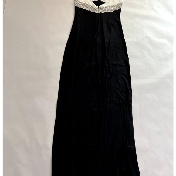 Bella Vie Isabella Maxi Dress in Black/White - Picture 4 of 6